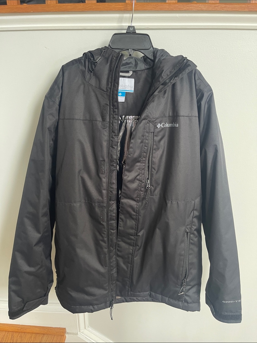 Columbia Sportswear Men's Black Omni-Tech Coat